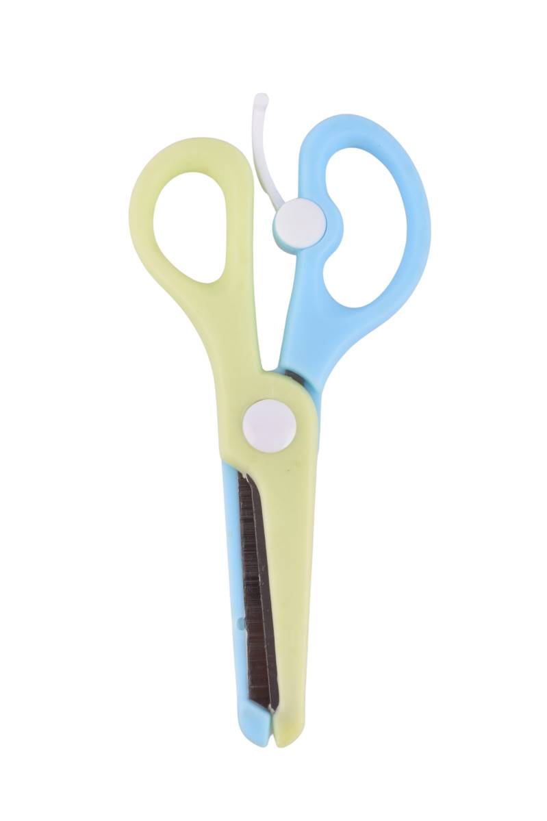 Tijera-Escolar-con-Resorte-Apertura-14CM